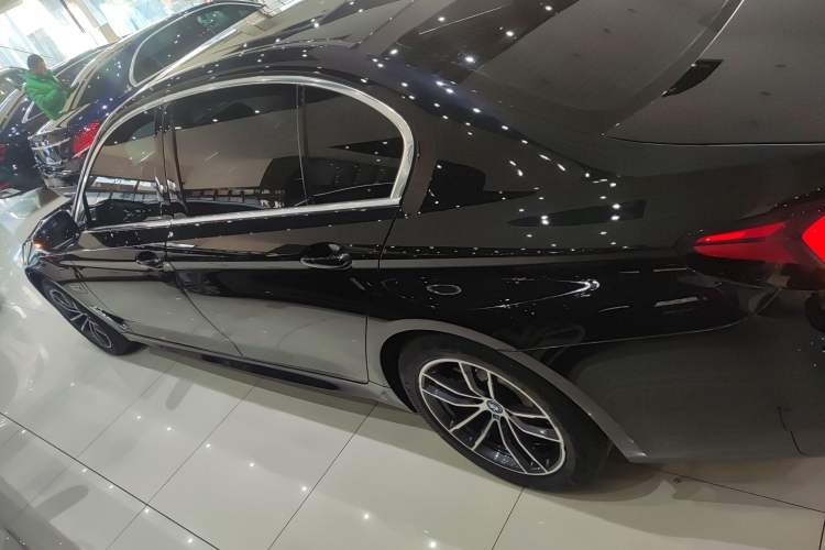 Used BMW 5 Series New Energy 2022 Second Facelift 535Le M Sport Package
