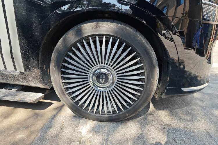 Used Hima AITO M9 2024 Range-Extended Max Edition 42 kWh 5-Seater Version