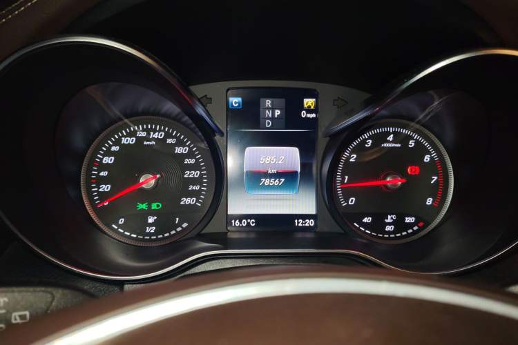 Used Mercedes-Benz GLC 2018 GLC 260 4MATIC Luxury Model