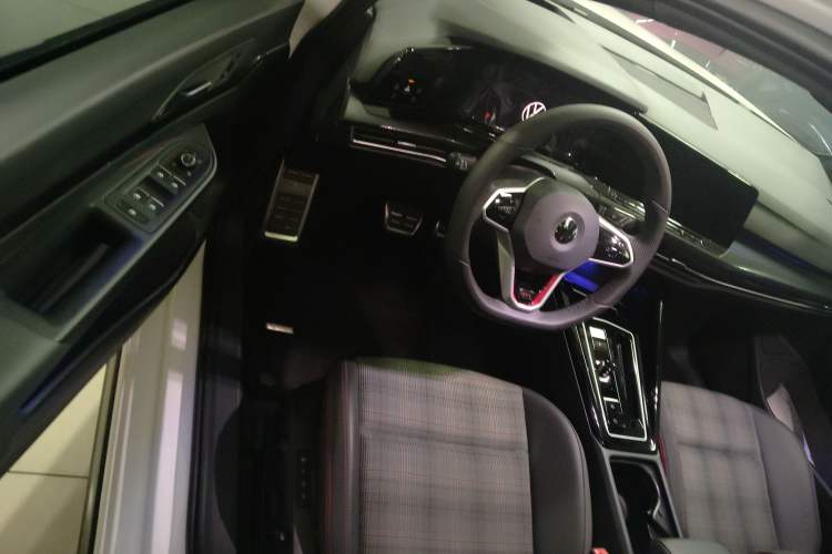 Used Volkswagen Golf GTI 2021 380TSI DSG GTI
