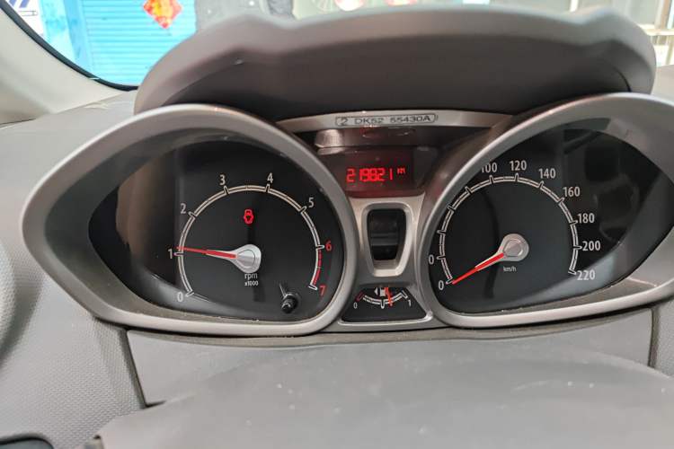 Used Ford Fiesta 2011 Hatchback 1.5L Manual Fashion Edition