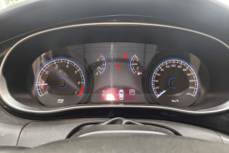 Used Fiat Viaggio 2012 1.4T Automatic Enjoyment Edition Instrument Cluster