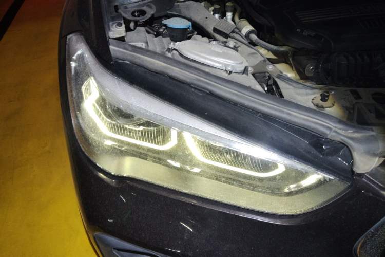 Used BMW X1 2020 sDrive20Li Fashion Model Right Front Headlight