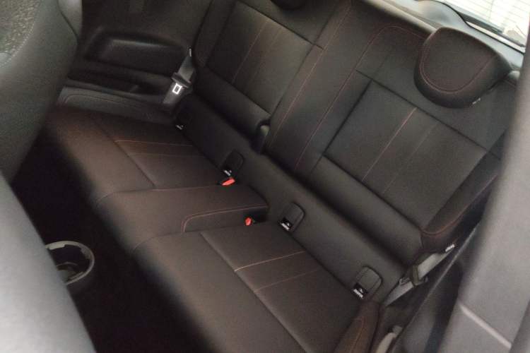 Used MINI Electric COOPER 2024 452km COOPER SE Racing Driver Left Rear Seat