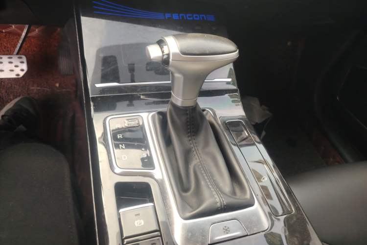 Used Dongfeng Fengon ix5 2019 220T CVT ZhiShang Trim China V Standard