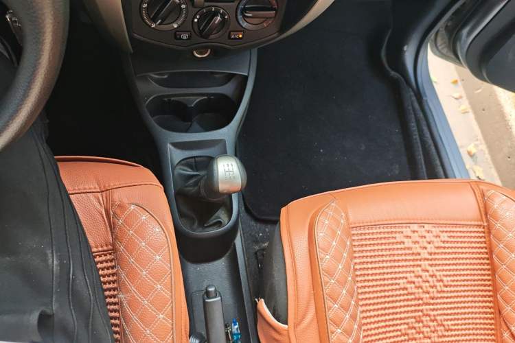 Used Nissan Livina 2015 1.6XL Manual Luxury Edition
