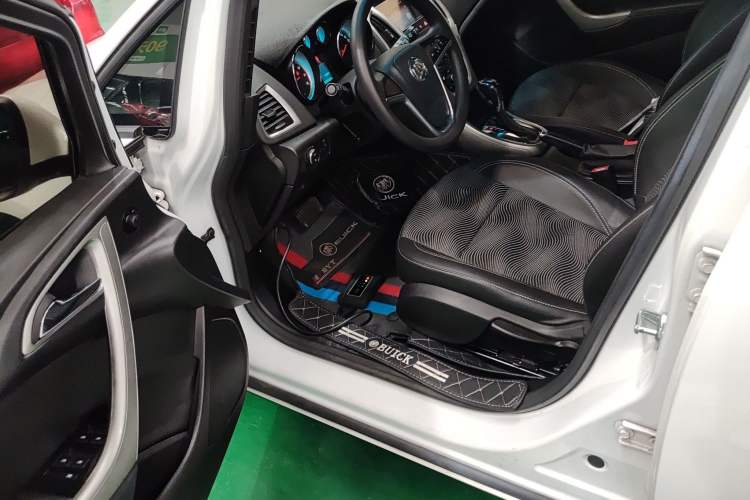 Used Buick GT 2014 XT 1.6L Automatic Fashion Edition