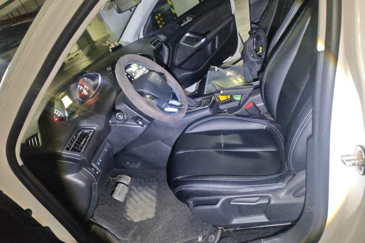 Used Peugeot 308S 2015 1.2T Automatic Jingchi Edition
