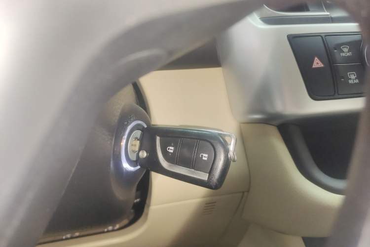 Used Toyota Highlander 2018 2.0T Two-Wheel Drive Elite Edition 7 Seats China VI Standard
