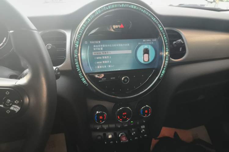 Used MINI MINI 2022 1.5T COOPER Classic Edition
