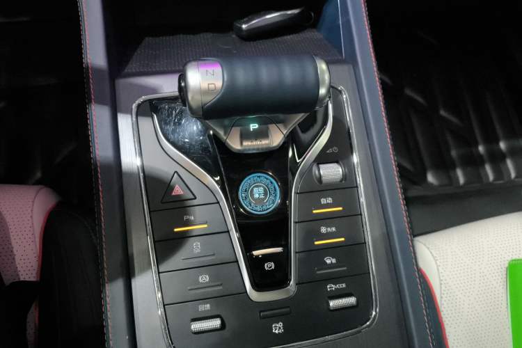 Used BYD Yuan PLUS 2022 430 km Luxury Version Gear Lever