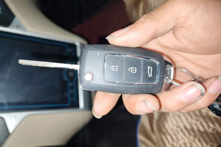 Used Zotye Sesame 2016 E30 Standard Model
