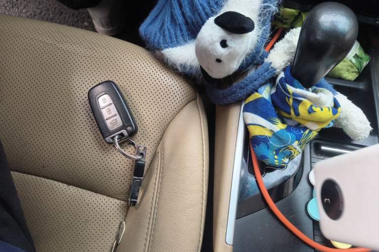 Used Hyundai Sonata 2013 2.4L Automatic Luxury Version China IV Standard