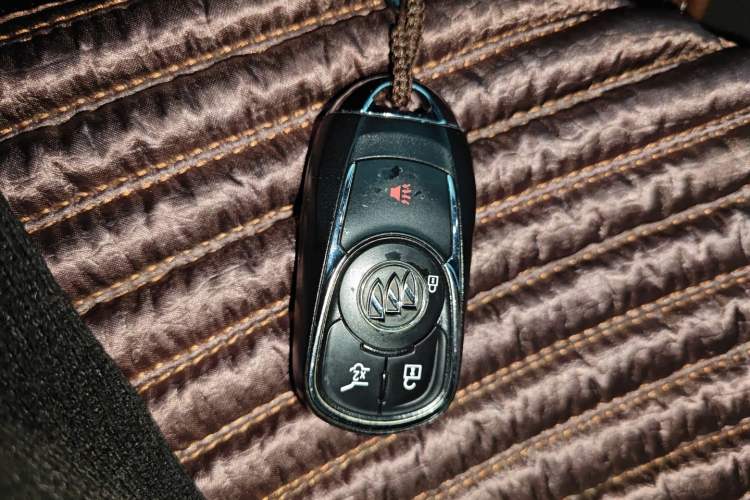 Used Buick Envision 2017 20T Two-Wheel Drive Luxury Model
