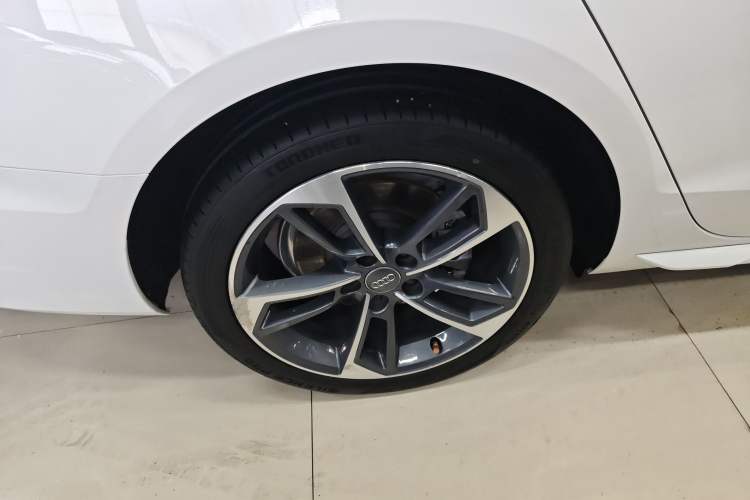 Used Audi A4L 2020 40 TFSI Fashion Dynamic Model