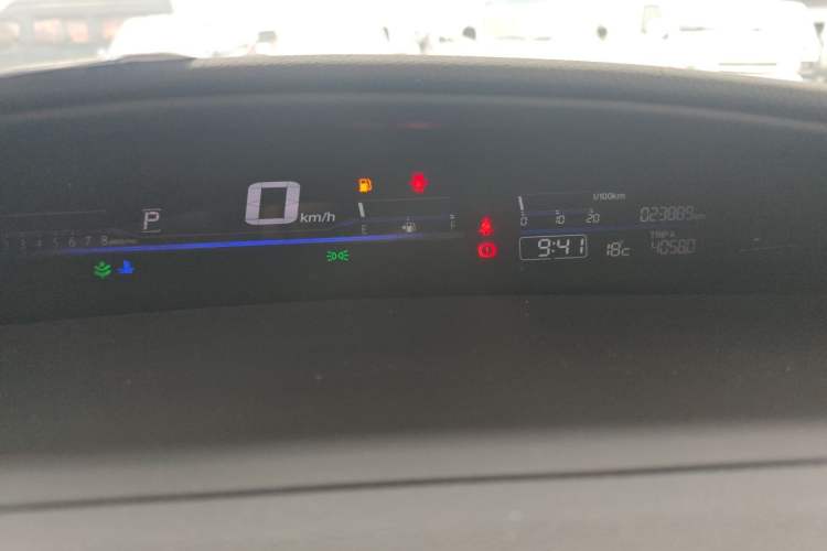 Used Honda Jade 2013 1.8L automatic Comfort version 5 seats