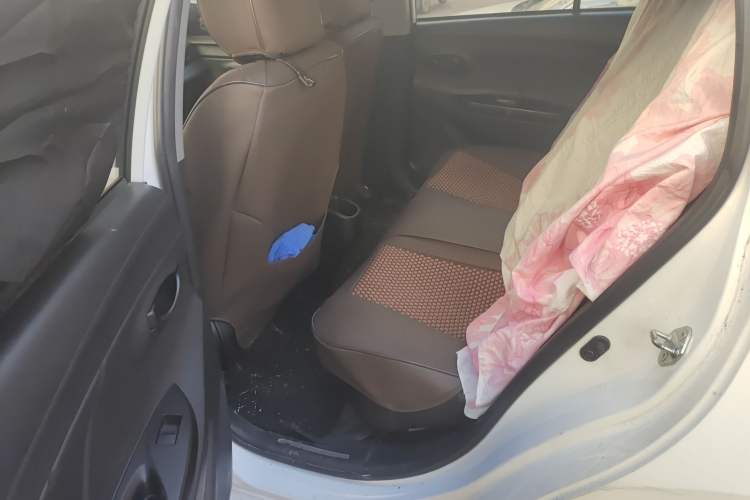 Used Toyota YARiS L Zhi Xuan 2016 Revised 1.5E CVT Charming Edition
