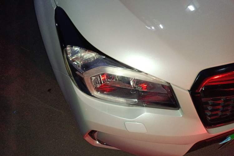 Used Subaru Forester 2013 2.0T Automatic Prestige Navigation Edition Right Front Headlight