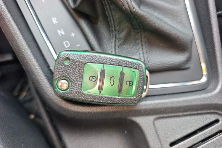 Used Volkswagen Gran Lavida 2017 230TSI DSG Comfort Edition
