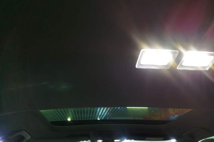 Used Volkswagen Golf 2023 Facelift 280TSI DSG R-Line Lite
