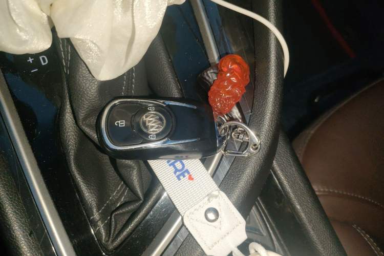 Used Buick GL6 2018 18T 6-Seater Prestige Model Vehicle Key