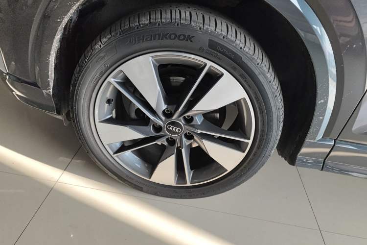 Used Audi Q2L 2022 35 TFSI Fashionable and Elegant Model
