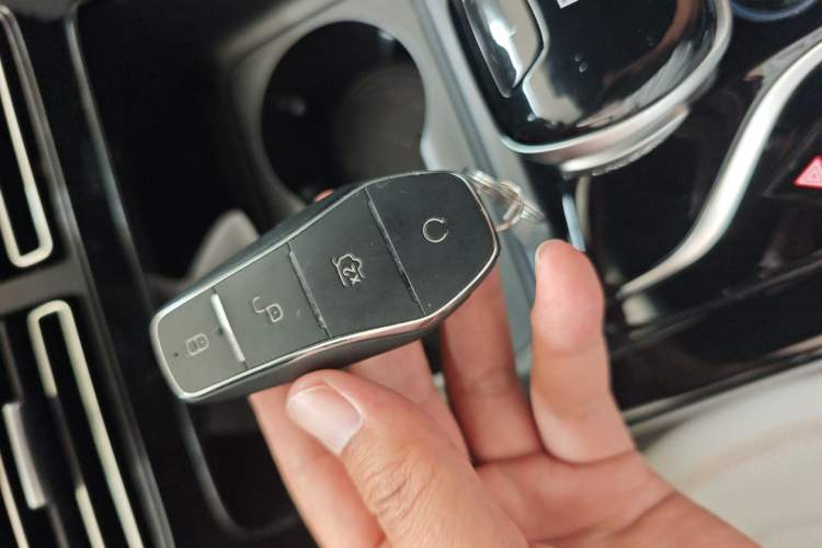 Used BYD Qin PLUS 2024 HONOR Edition DM-i 55KM Leading Model