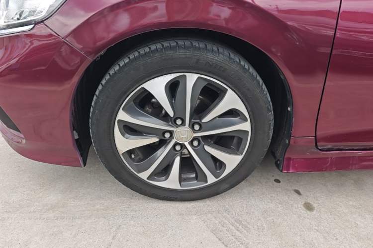 Used Honda Jade 2017 210TURBO CVT Fashion Edition 5-seater
