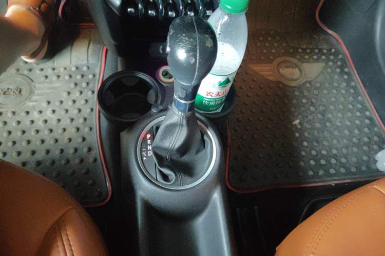 Used MINI 2011 1.6L COOPER Fun
