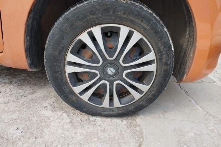 Used Nissan March 2010 1.5L Automatic Easy-Style Version Right Front Wheel Hub