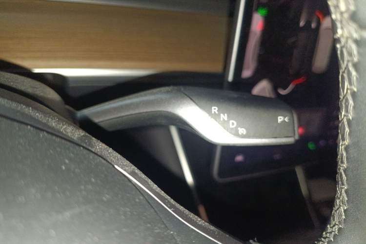 Used Tesla Model 3 2019 Long-Range Rear-Wheel-Drive Version