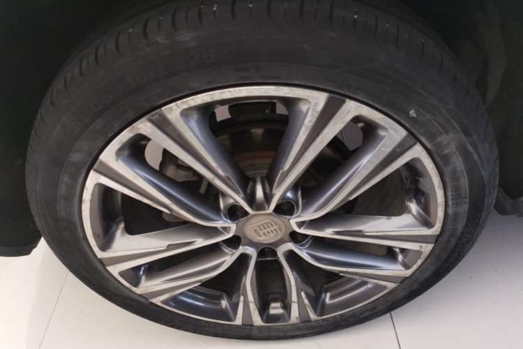 Used BYD Tang 2018 2.0T Automatic SmartConnect Prestige 7-Seater China V Standard