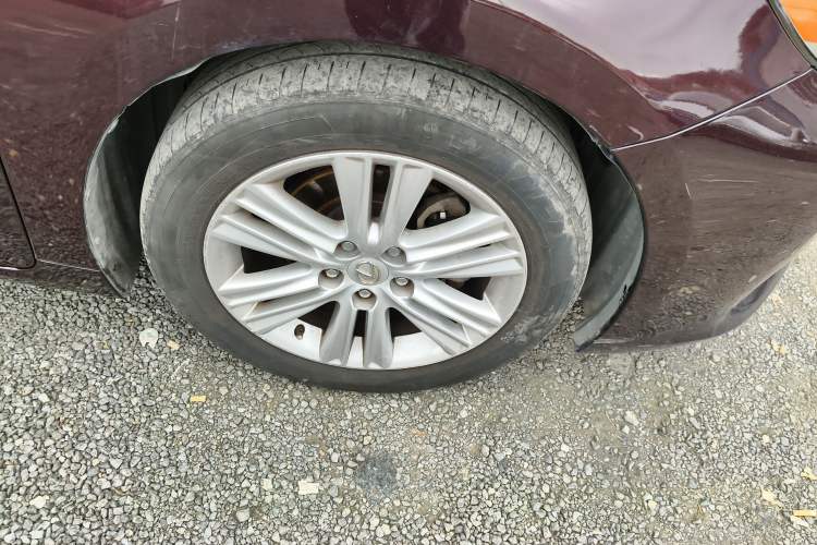 Used Lexus ES 2013 250 Elite Edition Right Front Wheel Hub