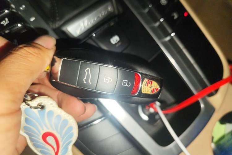 Used Porsche Macan 2018 Macan 2.0T Vehicle Key