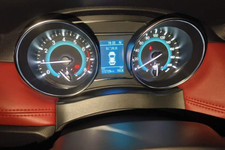 Used Haval H1 2015 1.5L AMT Urban Model
