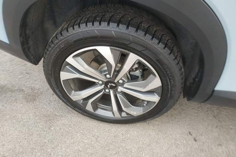 Used Wuling Asta 2022 2.0L DHT Electric-Speed Version