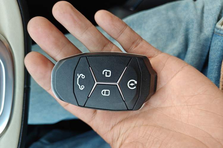 Used Lynk & Co 01 2019 2.0T Two-Wheel Drive Zhaopu Version China VI Standard Vehicle Key