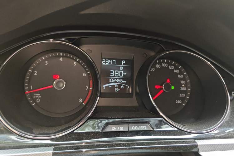 Used Volkswagen Bora 2017 1.6L Automatic Comfort Model Odometer Close Up