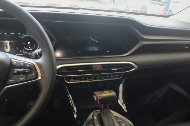 Used GAC Trumpchi GS4 2021 270T Automatic Smart Connectivity Technology Edition Audio And AC Panel