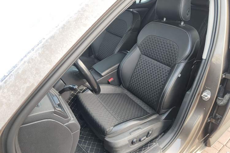 Used Skoda Superb 2016 TSI330 DSG Innovation Edition
