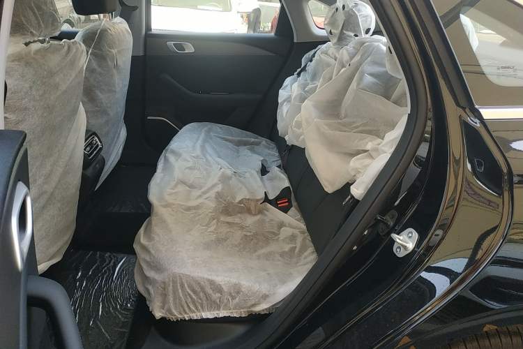 Used Geely Galaxy Stellar 6 2026 Model 125km Free-Style Edition
