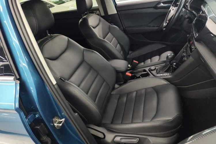 Used Volkswagen Tharu 2020 Revised Version 330TSI Four-Wheel Drive Flagship Edition China VI Right Front Seat