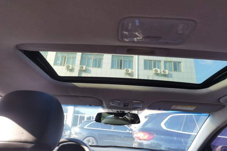 Used Hyundai Elantra (6th Generation / Lingdong) 2016 1.6L Automatic ZhiXuan – Elite Version Headliner