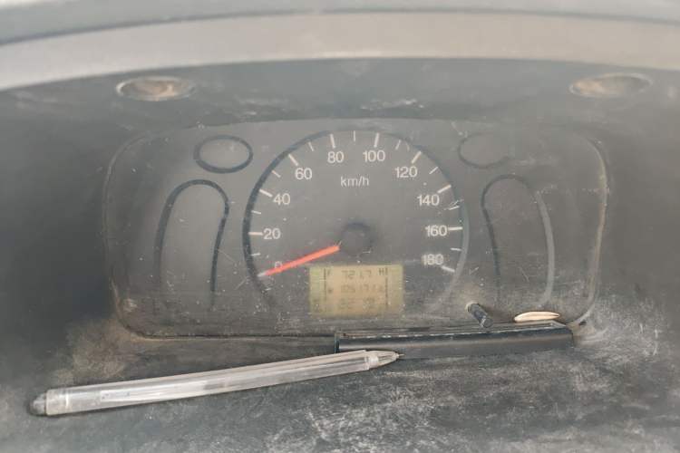 Used Wuling Zhiguang 2010 1.0L New Version Liye Style with Shorter Body
