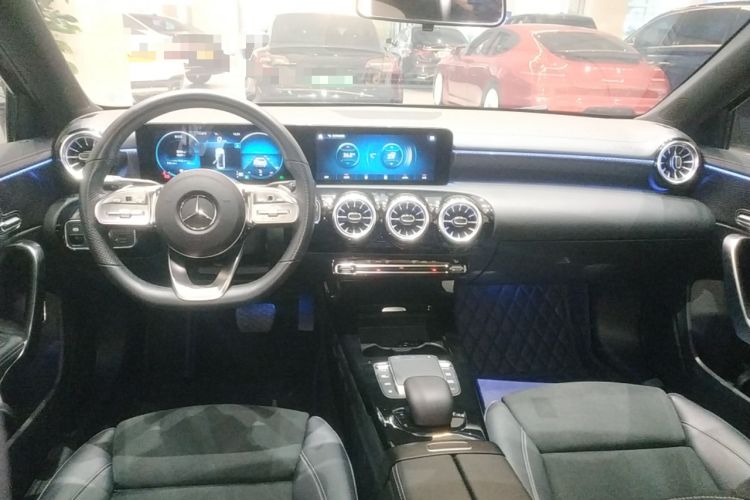 Used Mercedes-Benz A-Class 2021 A 200 L Sport Sedan Fashion Model
