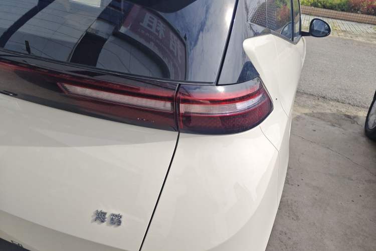 Used BYD Seagull 2025 Intelligent Driving Version 305 km Dynamic Edition Right Rear Taillight