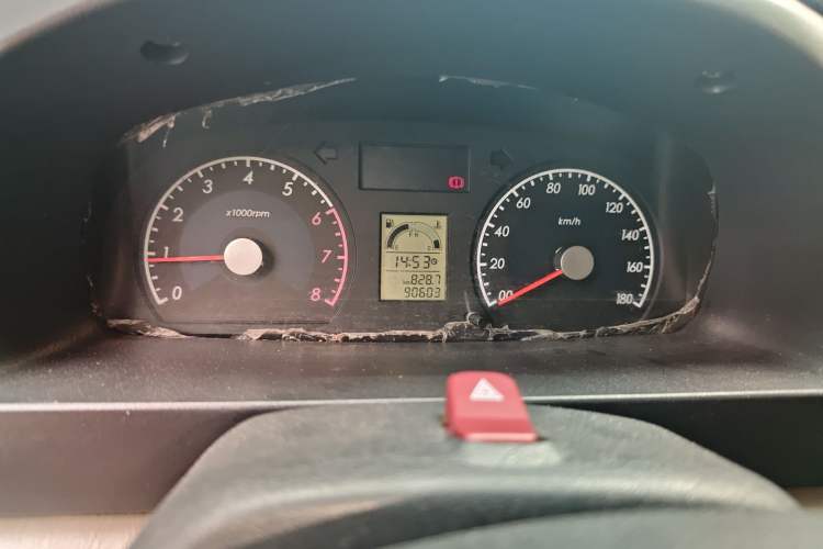 Used Suzuki Wagon R 2011 e 1.4L Manual Utility Model
