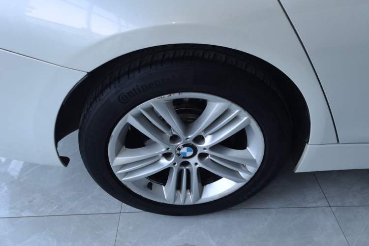 Used BMW 3 Series 2016 320Li Ambition Model
