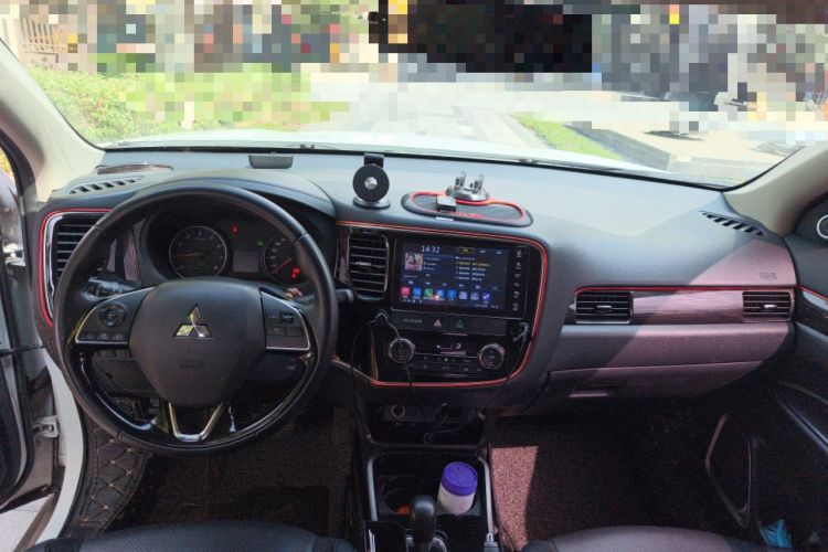 Used Mitsubishi Outlander 2018 2.0L Two-Wheel Drive Glory Edition 5 Seats
