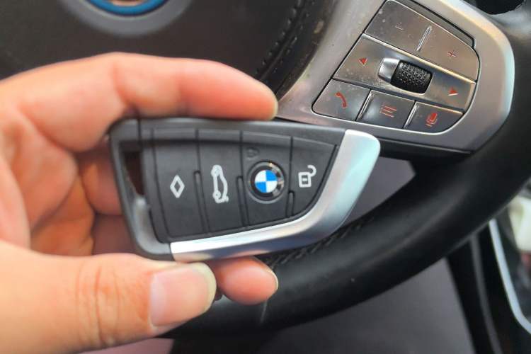 Used BMW iX3 2024 Leading Model